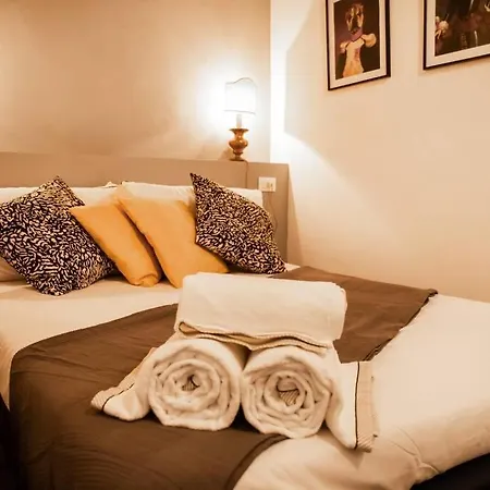 公寓 Relais San Mamaso-centro Storico