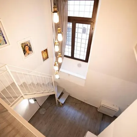 公寓 Relais San Mamaso-centro Storico *